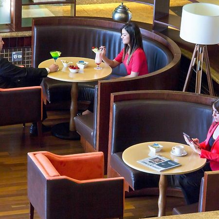 Marriott Sao Paulo Airport Hotel Guarulhos Zewnętrze zdjęcie The lounge at the airport