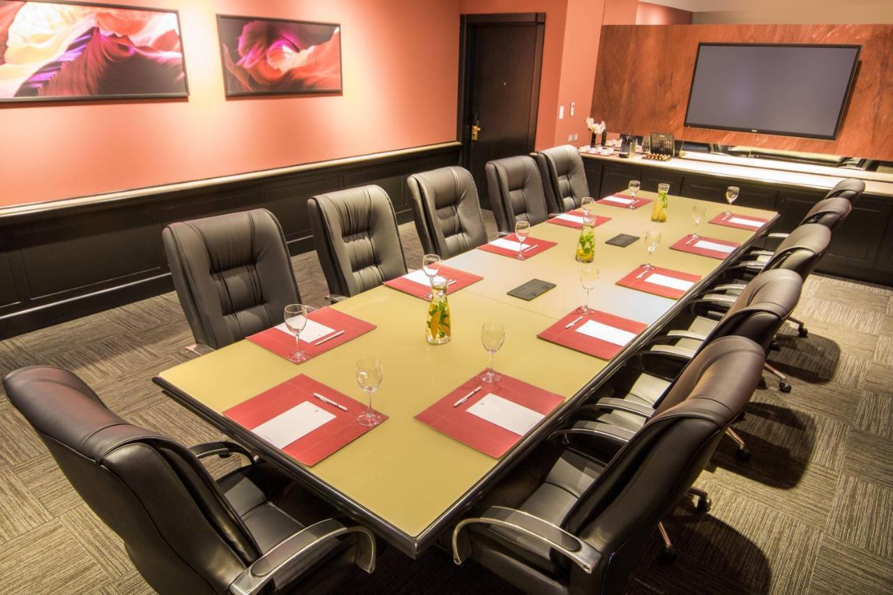 Marriott Sao Paulo Airport Hotel Guarulhos Zewnętrze zdjęcie Boardroom at the Westin